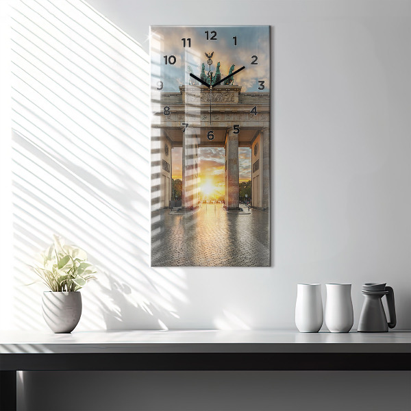 Vertikální skleněné hodiny Braniborská brána v Berlíně