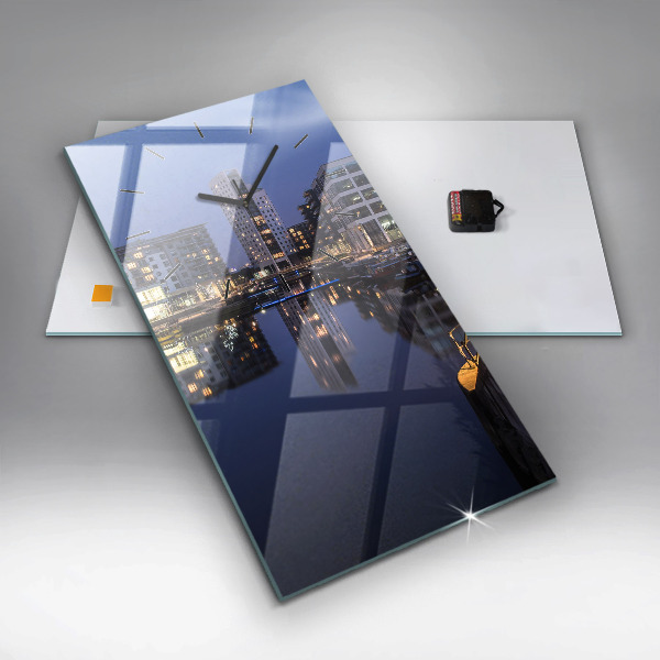 Vertikální skleněné hodiny Noční osvětlené město