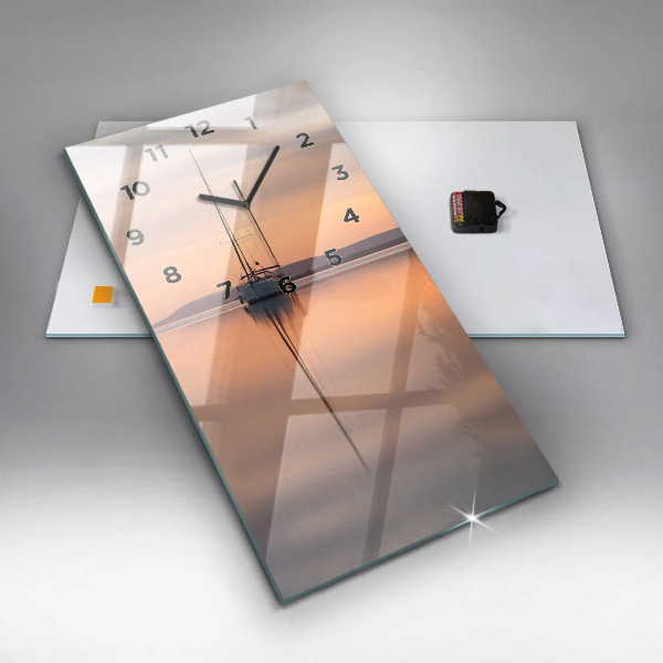 Vertikální skleněné hodiny Balaton USA