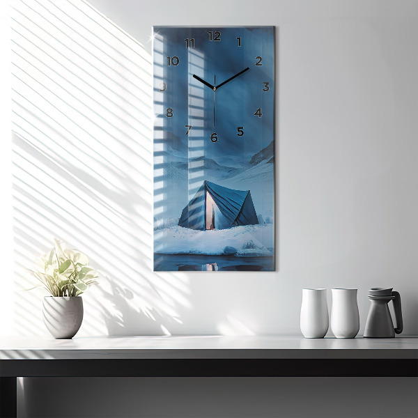 Vertikální nástěnné hodiny Stan v horách na Islandu