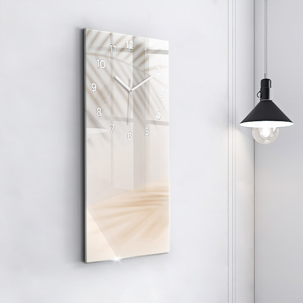 Vertikální skleněné hodiny Smetanová abstrakce