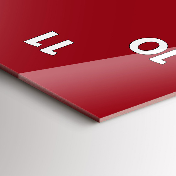 Vertikální nástěnné hodiny Červená barva