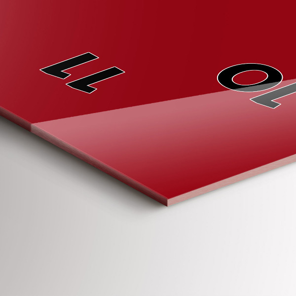 Vertikální nástěnné hodiny Červená barva