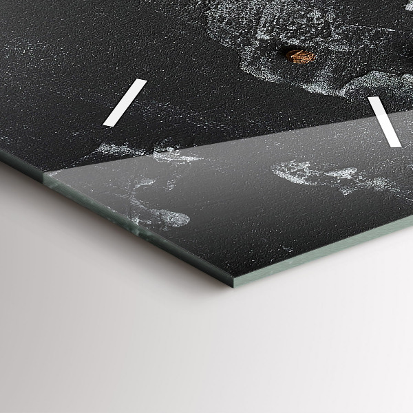 Vertikální nástěnné hodiny Koření na pultu