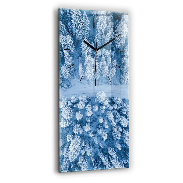 Vertikální nástěnné hodiny Les z dronu