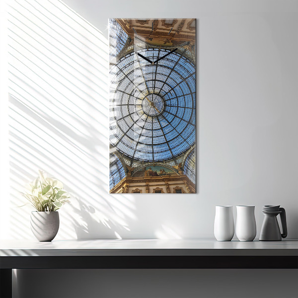 Vertikální nástěnné hodiny Nákupní centrum v Miláně