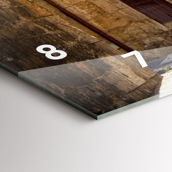 Horizontální hodiny na skle Malebná ulice na Rhodosu