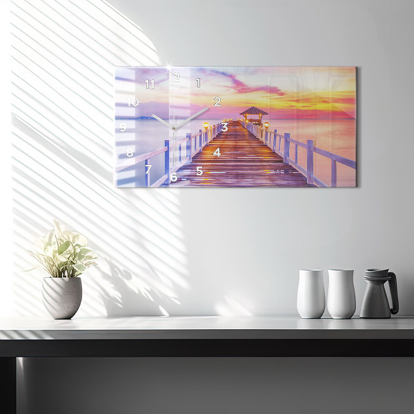 Horizontální hodiny na skle Most v přístavu večer
