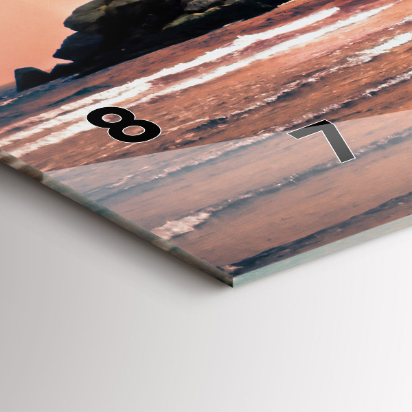 Horizontální hodiny na skle Shermanovo pobřeží