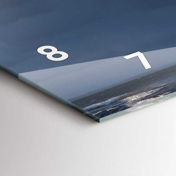 Horizontální hodiny na skle Maják