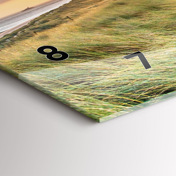 Horizontální hodiny na skle Maják