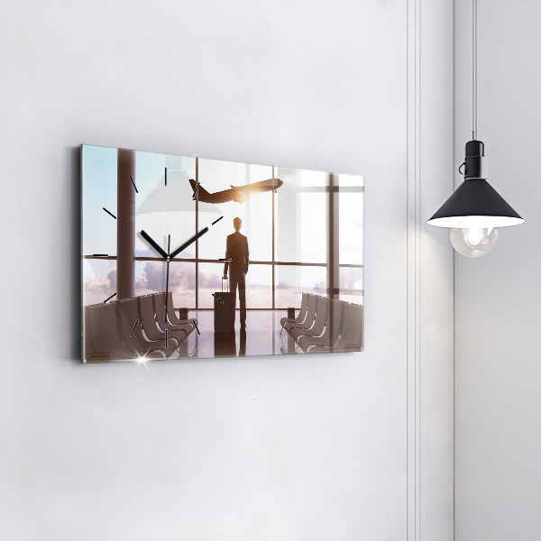 Horizontální hodiny na skle Muž na letišti