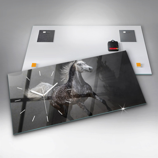 Horizontální hodiny na skle Cválající kůň