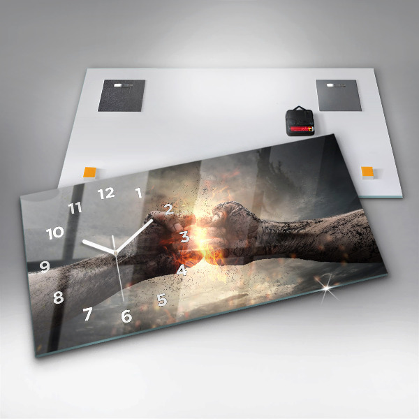Horizontální hodiny na skle Síla pěstí