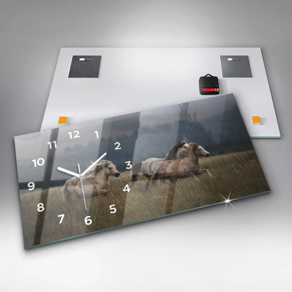 Horizontální skleněné hodiny na stěnu Koně ve cvalu