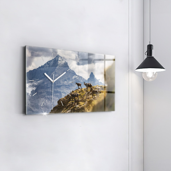 Horizontální skleněné hodiny na stěnu Koza v údolí Aosta