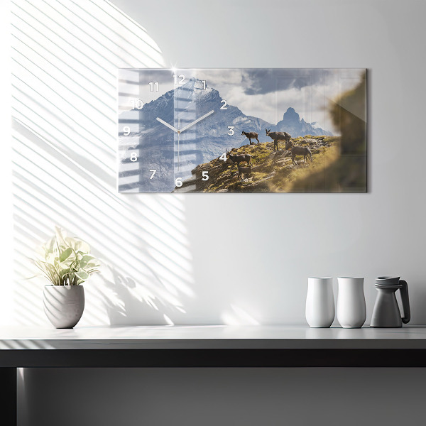 Horizontální skleněné hodiny na stěnu Koza v údolí Aosta