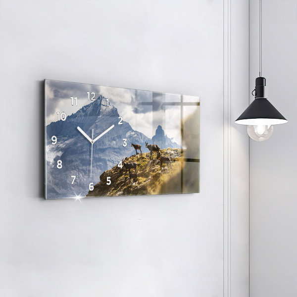 Horizontální skleněné hodiny na stěnu Koza v údolí Aosta