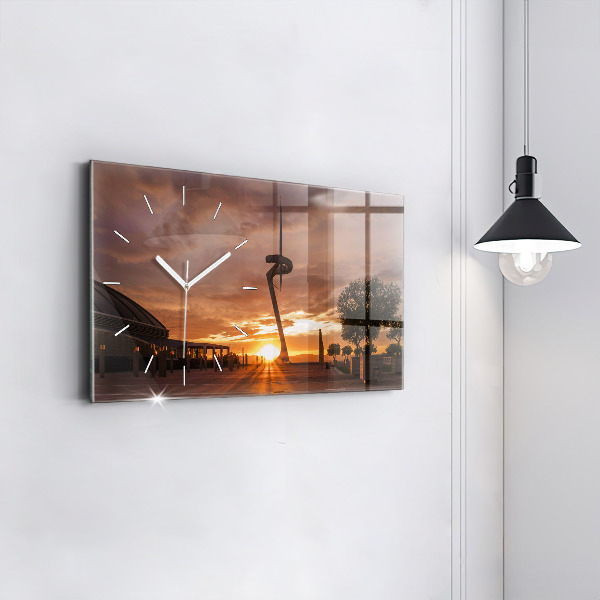 Horizontální skleněné hodiny na stěnu Olympijský park v Barceloně