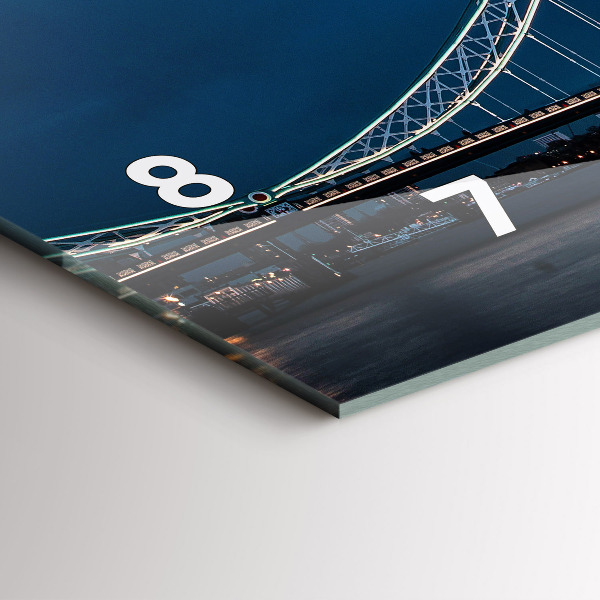 Horizontální skleněné hodiny na stěnu Tower Bridge Londýn v noci