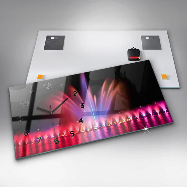 Horizontální hodiny na skle Vratislavská fontána v noci