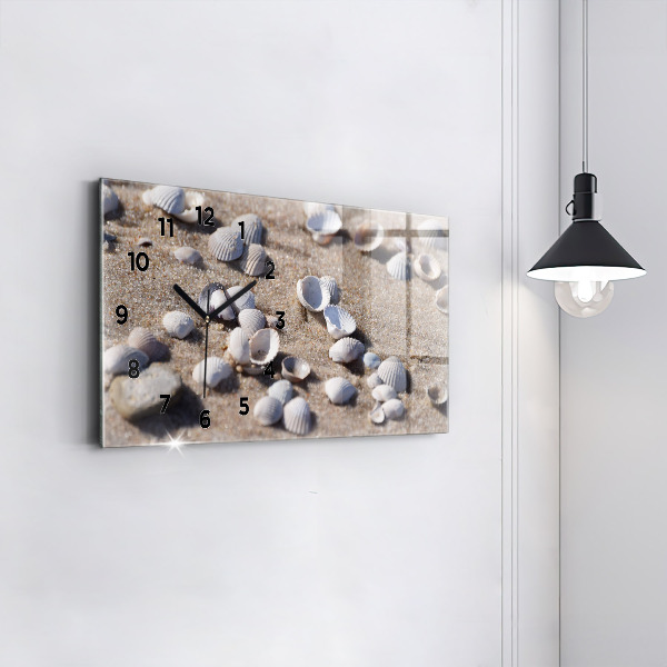 Horizontální hodiny na skle Mušle na pláži