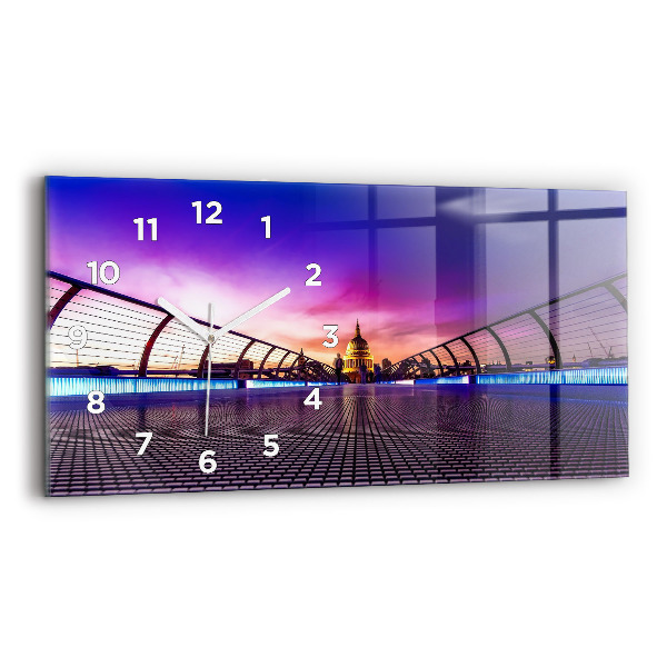 Horizontální skleněné hodiny na stěnu Katedrála svatého Pavla