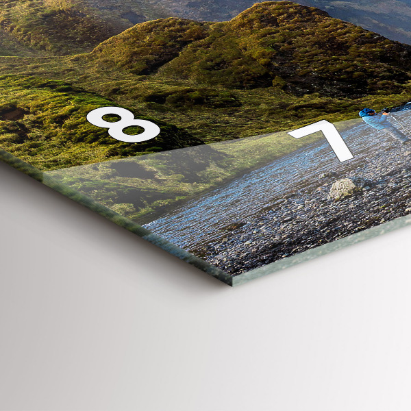 Horizontální hodiny na skle Vodopád na Islandu