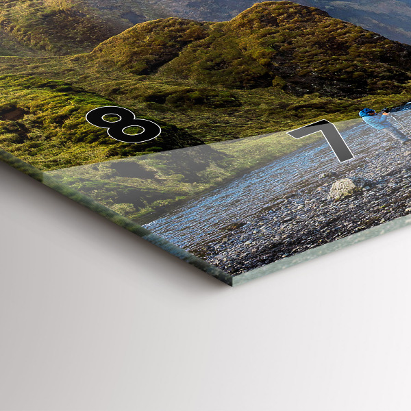 Horizontální hodiny na skle Vodopád na Islandu