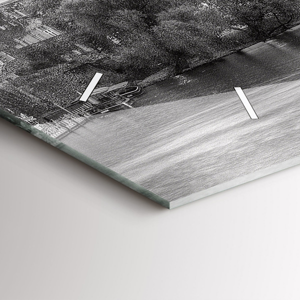 Horizontální hodiny na skle Pohled na Karlův most v Praze