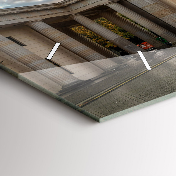 Horizontální hodiny na skle Braniborská brána v Berlíně