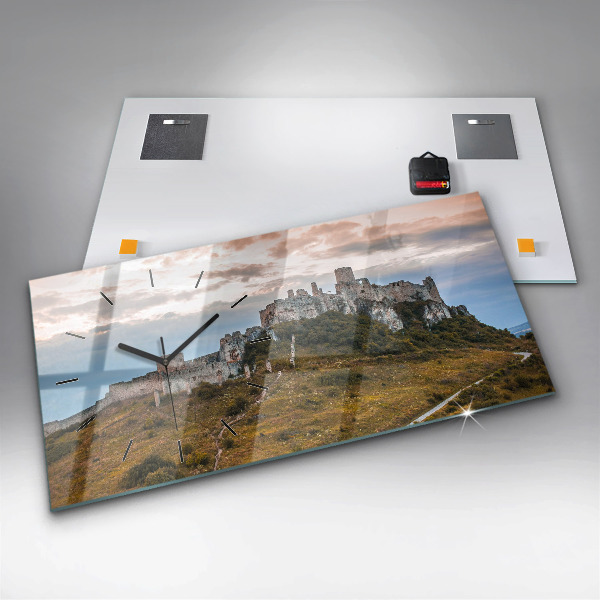 Horizontální hodiny na skle Spišský hrad na Slovensku