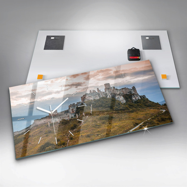 Horizontální hodiny na skle Spišský hrad na Slovensku