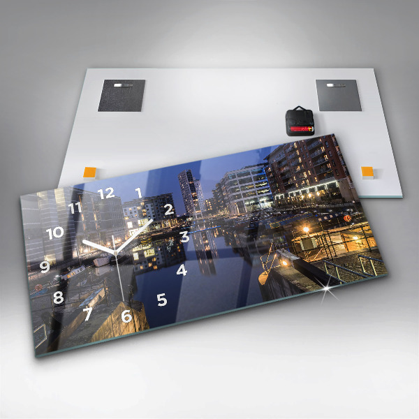 Horizontální hodiny na skle Noční osvětlené město