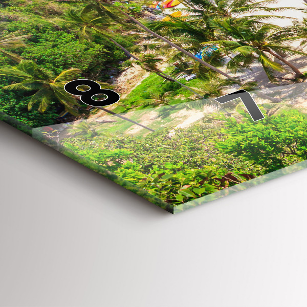 Horizontální hodiny na skle Národní park Thajsko