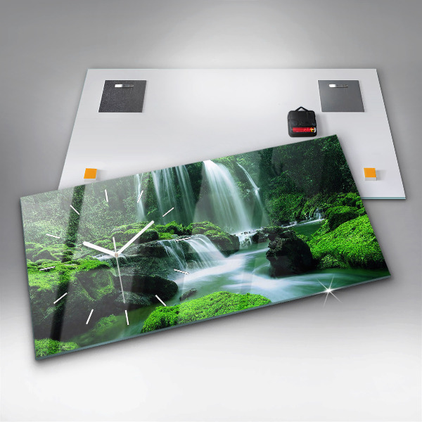 Horizontální skleněné hodiny na stěnu Vodopád mezi mechem