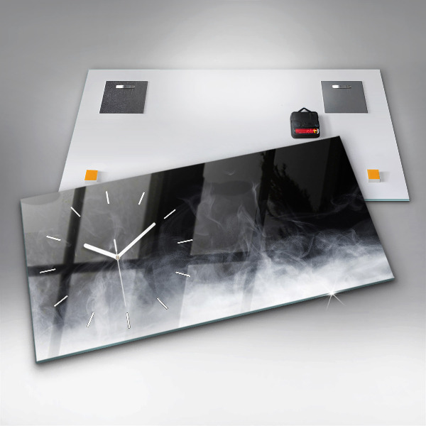 Horizontální hodiny na skle Kouř