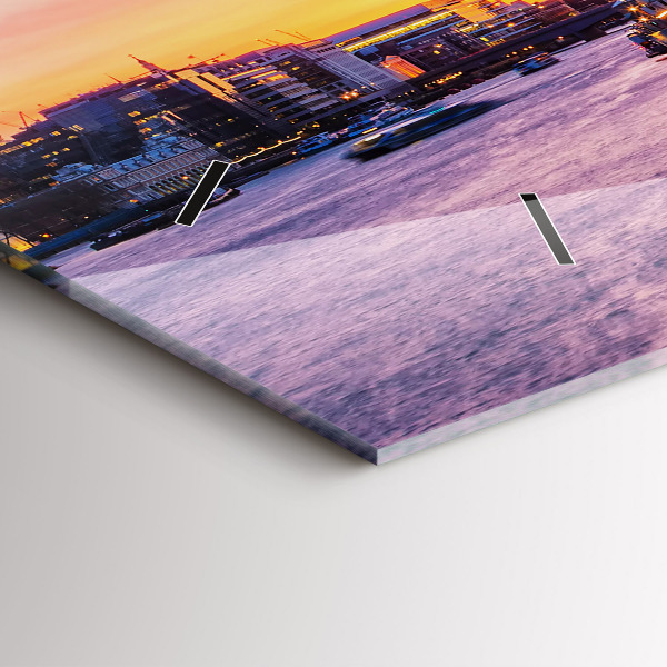 Horizontální hodiny na skle Pohled na Londýn