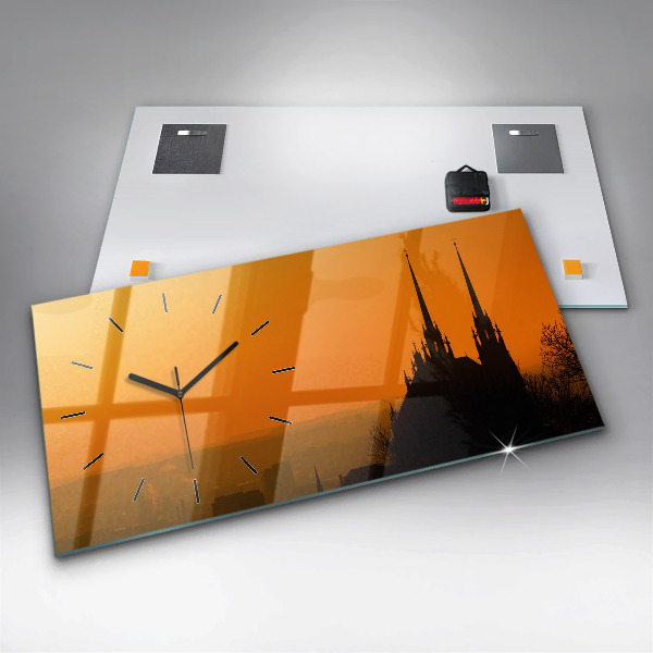 Horizontální skleněné hodiny na stěnu Pohled na brněnskou katedrálu