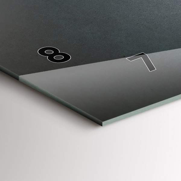 Horizontální skleněné hodiny na stěnu Poutník ve tmě