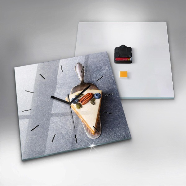 Čtvercové nástěnné hodiny Kousek dortu
