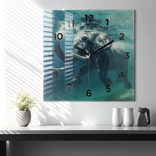 Čtvercové nástěnné hodiny Plovoucí slon v oceánu