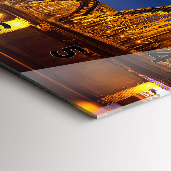 Skleněné hodiny čtvercové Most v Německu