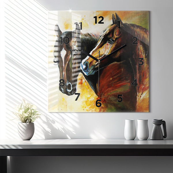 Čtvercové nástěnné hodiny Namalovaní dva koně