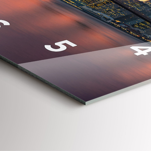 Skleněné hodiny čtvercové Východní řeka v New Yorku