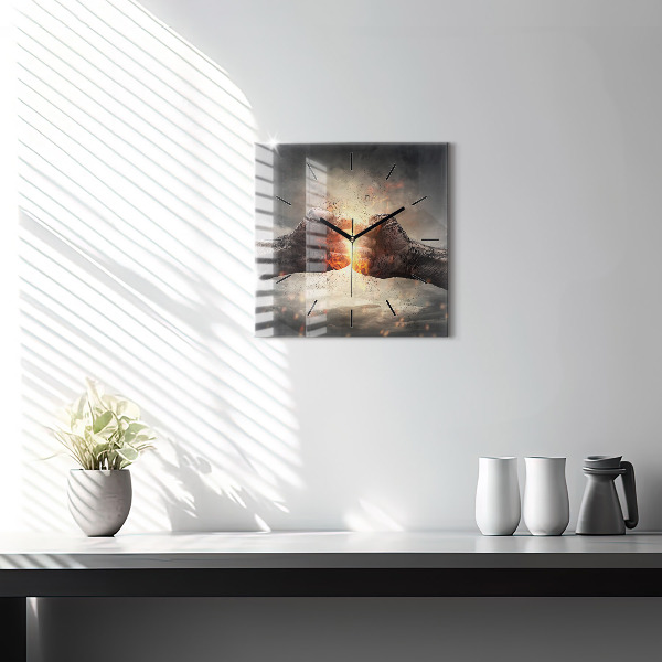 Skleněné hodiny čtvercové Síla pěstí