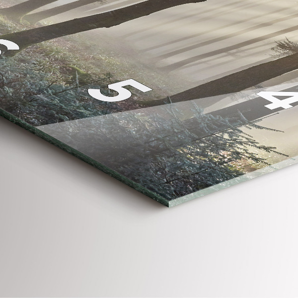 Čtvercové nástěnné hodiny Les v mlze