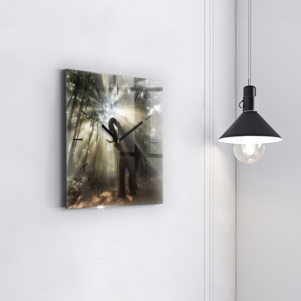 Čtvercové nástěnné hodiny Slon v džungli