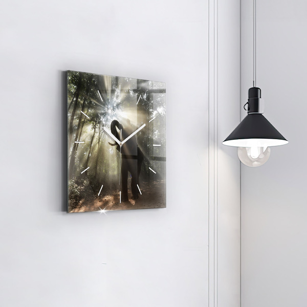 Čtvercové nástěnné hodiny Slon v džungli