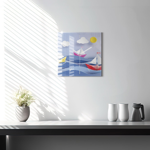 Čtvercové nástěnné hodiny Origami barevné plachetnice